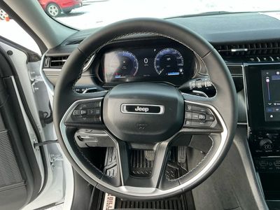2024 Jeep Grand Cherokee L — photo 11 view