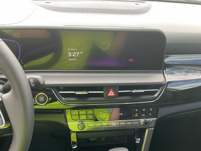 2026 Kia Seltos — engine compartment view