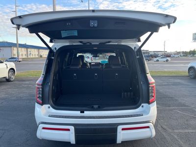 2026 Nissan Armada — detail view
