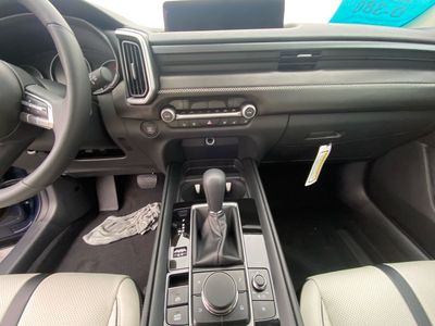 2026 Mazda CX-50 - Photo 10