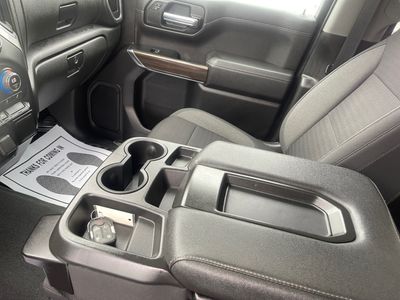 2022 Chevrolet Silverado 1500 LTD — photo 13 view