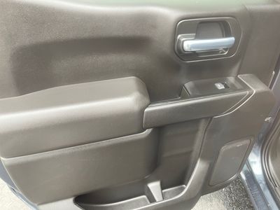 2022 Chevrolet Silverado 1500 LTD — photo 9 view