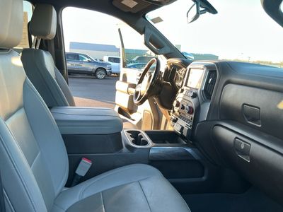 2023 Chevrolet Silverado 2500HD — photo 11 view