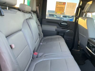 2023 Chevrolet Silverado 2500HD — photo 10 view