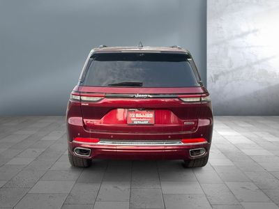 2024 Jeep Grand Cherokee — engine compartment view