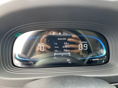 2025 Hyundai Venue — photo 13 view