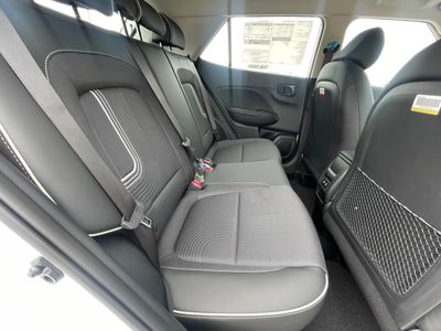 2025 Hyundai Venue — photo 7 view