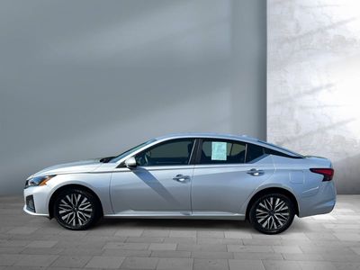 2023 Nissan Altima - Photo 6
