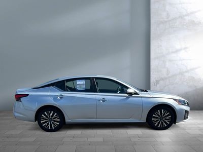 2023 Nissan Altima - Photo 7
