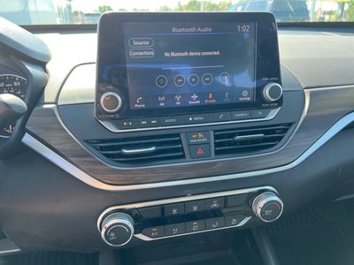 2023 Nissan Altima - Photo 9