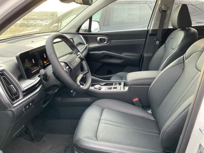 2026 Kia Sorento Hybrid — photo 12 view