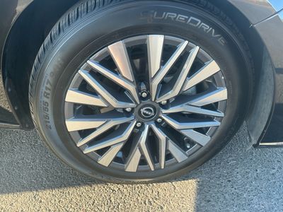 2023 Nissan Altima — photo 9 view