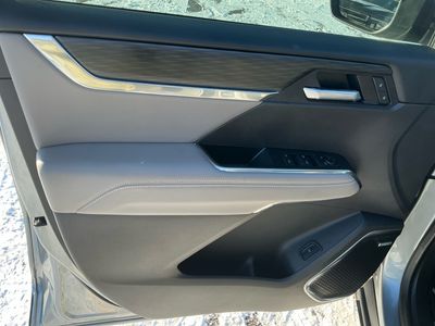 2025 GMC Acadia — photo 11 view