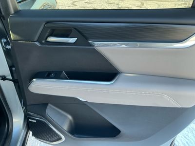 2025 GMC Acadia — photo 10 view