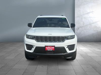 2025 Jeep Grand Cherokee - Photo 3