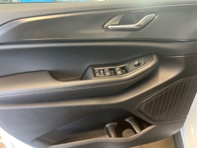 2025 Jeep Grand Cherokee - Photo 8