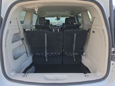 2024 Chrysler Pacifica — photo 14 view