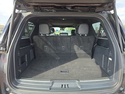 2024 Lincoln Navigator L — photo 11 view