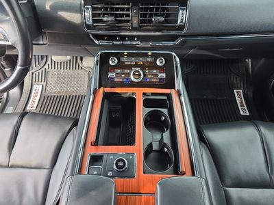 2024 Lincoln Navigator L — photo 12 view