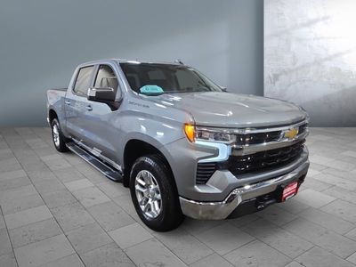 2025 Chevrolet Silverado 1500 — front three-quarter view