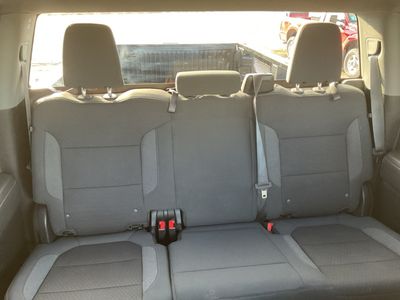 2022 GMC Sierra 3500HD — photo 8 view
