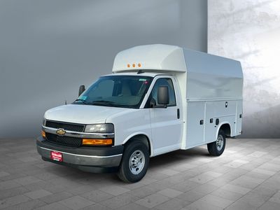 2025 Chevrolet Express Commercial Cutaway - Photo 1