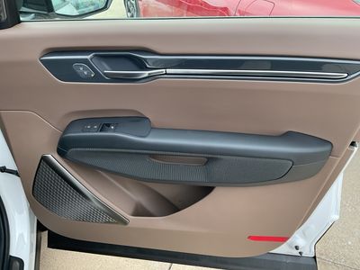 2026 Kia EV9 — photo 10 view