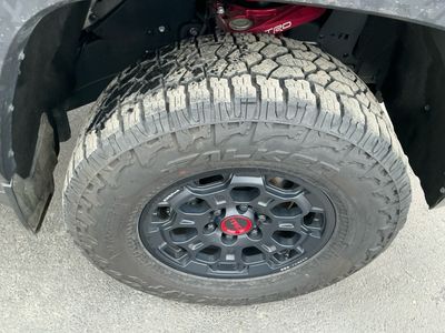 2024 Toyota Tundra 4WD — photo 13 view
