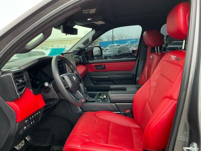 2024 Toyota Tundra 4WD — photo 14 view