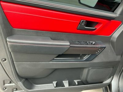 2024 Toyota Tundra 4WD — photo 8 view