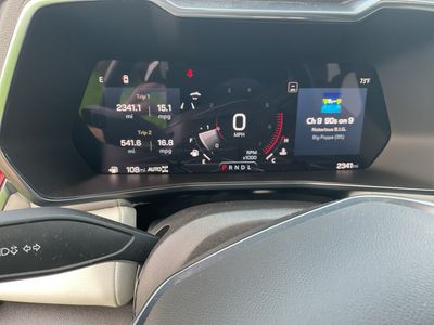 2024 GMC Canyon — photo 9 view
