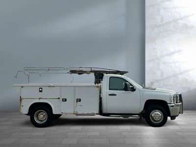 2012 Chevrolet Silverado 3500HD — engine compartment view