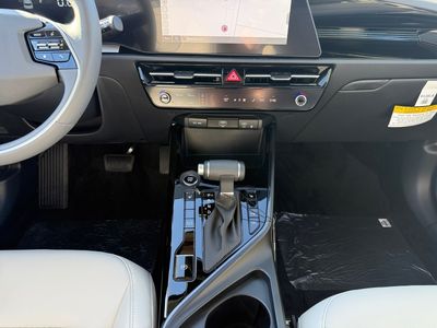 2025 Kia Niro - Photo 9