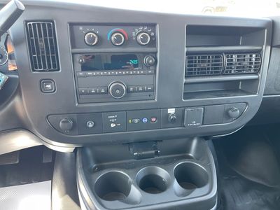 2025 GMC Savana Commercial Cutaway — photo 11 view