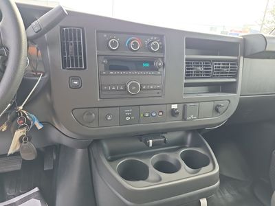 2025 Chevrolet Express Commercial Cutaway - Photo 11