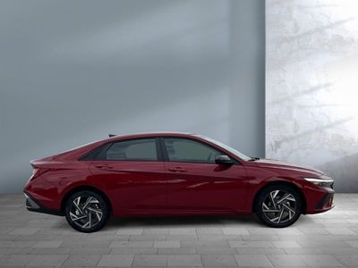 2025 Hyundai Elantra - Photo 6
