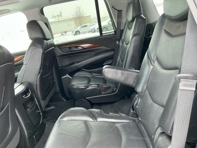 2018 Cadillac Escalade — photo 12 view