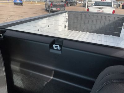 2024 GMC Sierra 1500 — photo 13 view