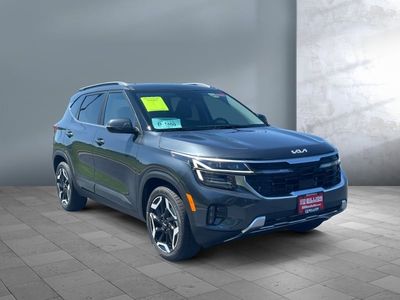 2026 Kia Seltos — front three-quarter view
