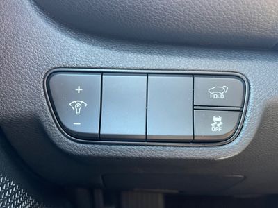 2026 Kia Seltos — photo 8 view