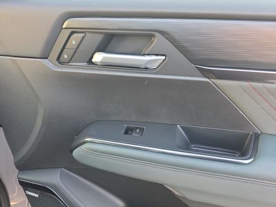 2026 GMC Acadia — photo 13 view