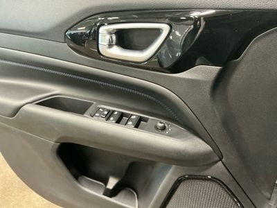 2026 Jeep Compass - Photo 14
