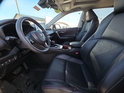 2020 Toyota RAV4 — photo 14 view