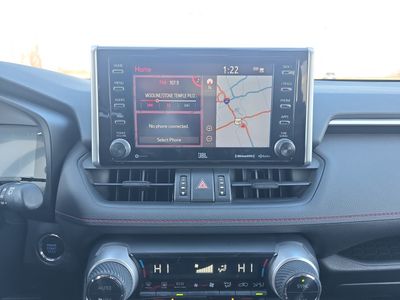 2020 Toyota RAV4 — photo 9 view