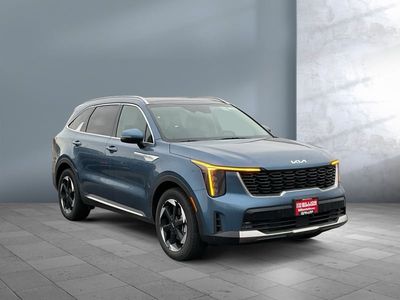 2026 Kia Sorento Hybrid — front three-quarter view