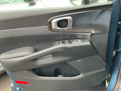 2026 Kia Sorento Hybrid — photo 13 view
