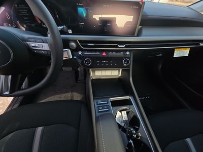 2026 Hyundai Sonata Hybrid — photo 14 view