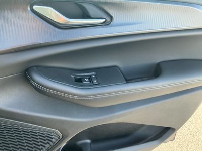2025 Jeep Grand Cherokee — photo 13 view