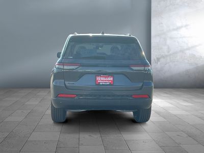 2025 Jeep Grand Cherokee — interior view