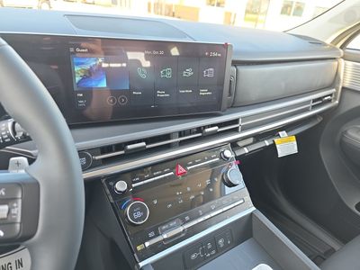 2026 Hyundai Santa Fe — photo 9 view
